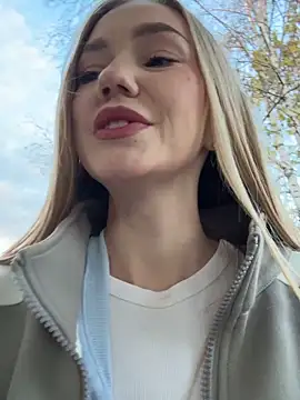 MilaMoone online show from October 31, 1:56 pm