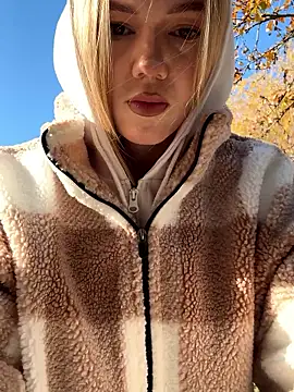 MilaMoone online show from November 29, 9:12 am