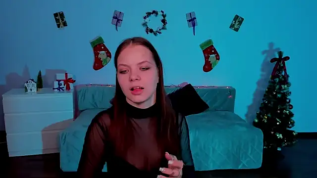 Snapshot of BetsyKiss chatting on December 13, 9:09 pm BetsyKiss online show from December 13, 9:09 pm