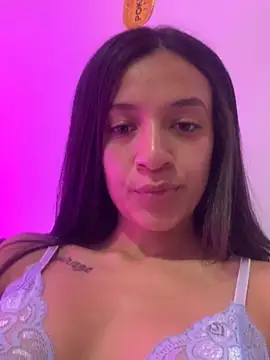 MiQeilaSweet online show from September 18, 11:29 pm