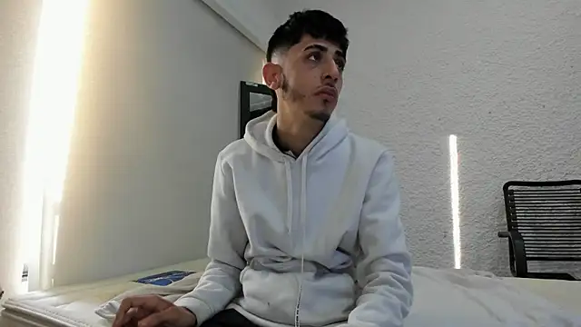 Snapshot of j_martony chatting on November 27, 12:07 pm j martony online show from November 27, 12:07 pm