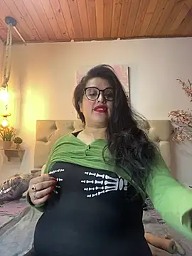 Andrea secret  online show from July 31, 2:05 pm