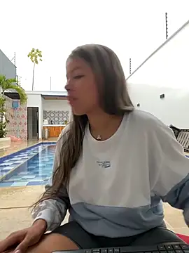 Snapshot of EMILIIA_RICHTER__ chatting on October 12, 11:31 am EMILIIA RICHTER online show from October 12, 11:31 am