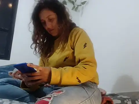Snapshot of sany_thomson chatting on September 29, 11:42 pm sany thomson online show from September 29, 11:42 pm