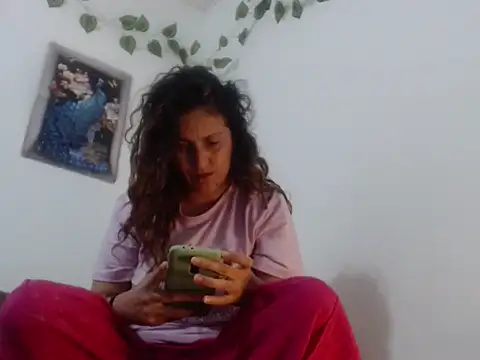 Snapshot of sany_thomson chatting on October 3, 2:08 am sany thomson online show from October 3, 2:08 am