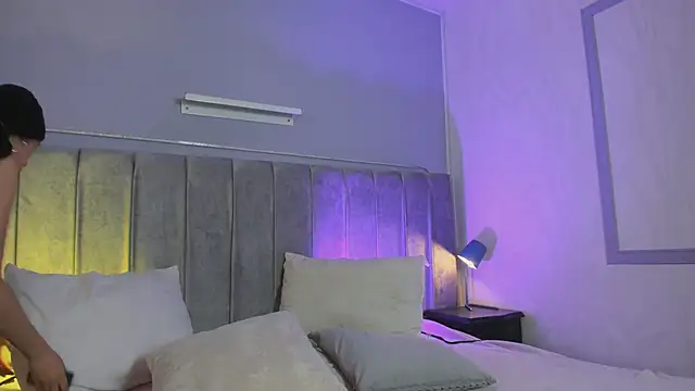 Peytonn Monroe online show from October 29, 12:18 pm