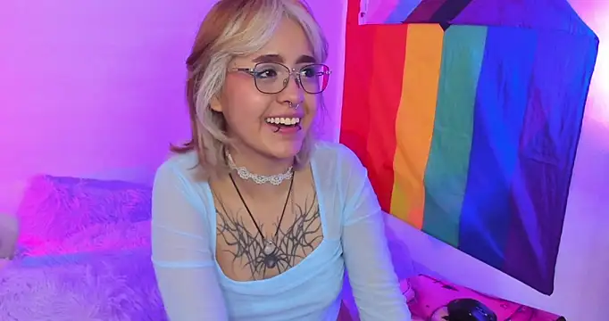 NekoWaifu online show from September 26, 12:31 pm