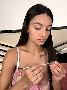 MiaKane99 online show from December 4, 4:33 am