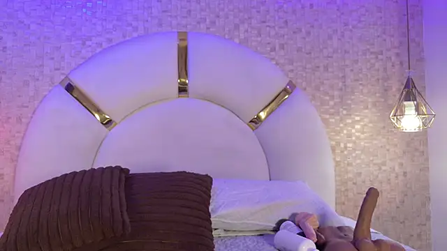 paulina cano online show from November 5, 7:25 pm