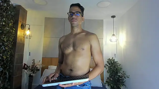 Snapshot of JacobDraven chatting on December 14, 11:15 am JacobDraven online show from December 14, 11:15 am