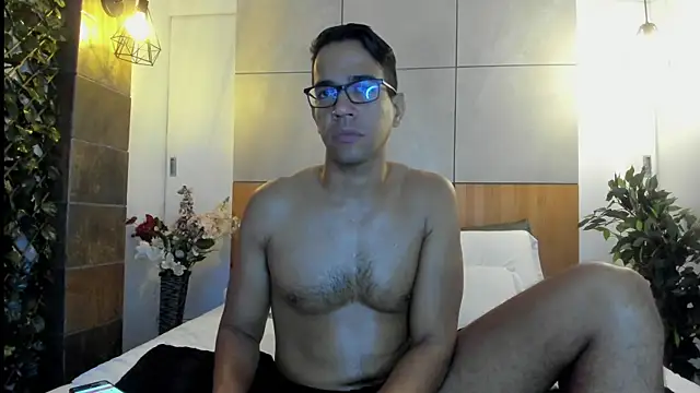 Snapshot of JacobDraven chatting on December 16, 5:12 am JacobDraven online show from December 16, 5:12 am