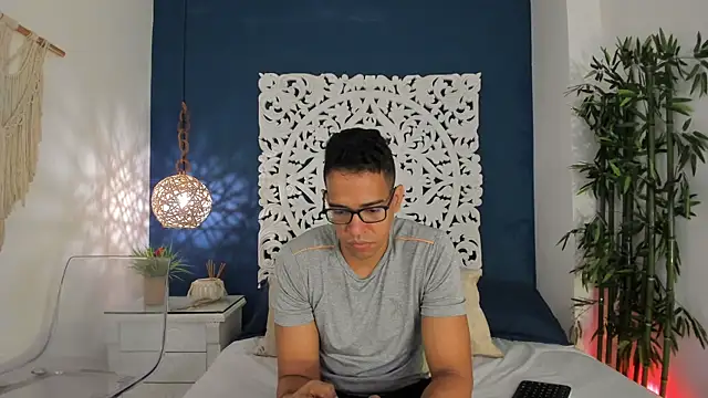 Snapshot of JacobDraven chatting on June 27, 3:55 am JacobDraven online show from June 27, 3:55 am