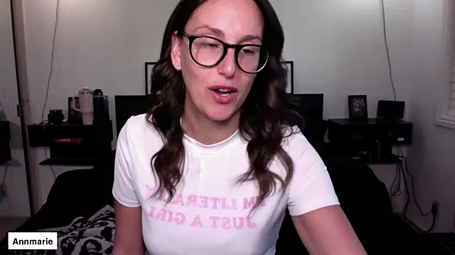 annmarieferrara online show from October 24, 4:14 pm