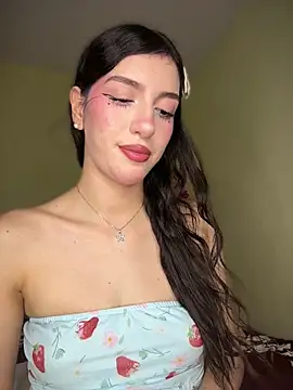 Emily-hottson online show from July 17, 12:17 am