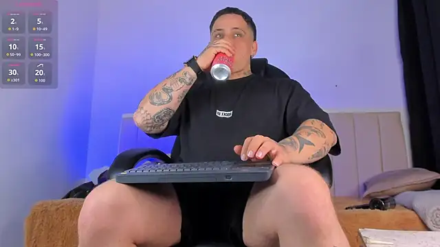 Snapshot of denis_munera chatting on November 15, 7:27 am denis munera online show from November 15, 7:27 am