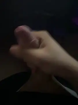 Snapshot of jstntz chatting on October 28, 9:06 pm jstntz online show from October 28, 9:06 pm