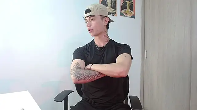 jaico santos online show from June 18, 11:31 pm