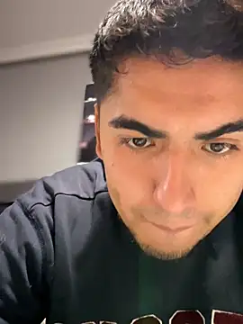 Snapshot of tomy_hot20 chatting on December 20, 8:49 pm tomy hot20 online show from December 20, 8:49 pm