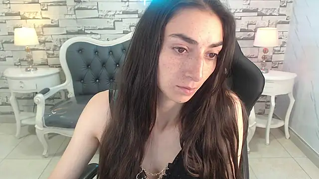 Snapshot of Maily_a_ chatting on September 30, 8:14 pm Maily a online show from September 30, 8:14 pm