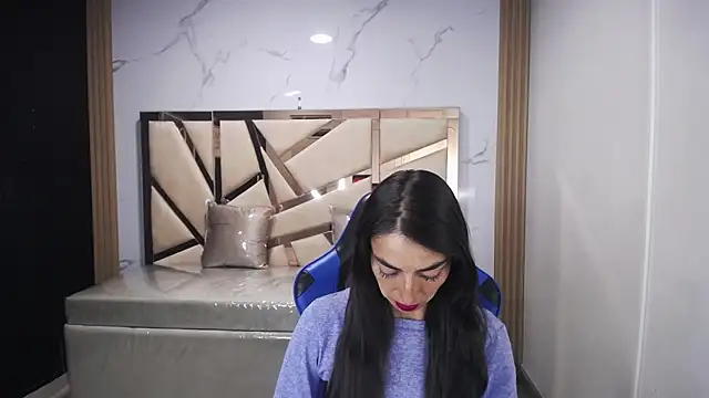 Snapshot of Maily_a_ chatting on October 29, 3:09 am Maily a online show from October 29, 3:09 am