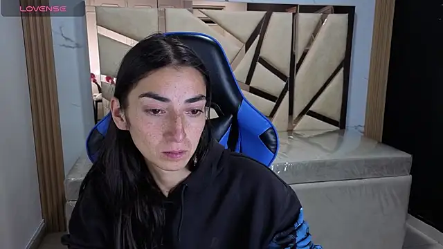 Maily a  online show from February 13, 3:13 am