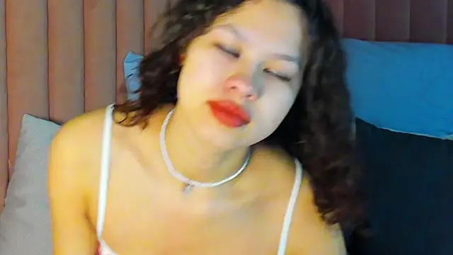 moco choco online show from February 12, 1:11 am