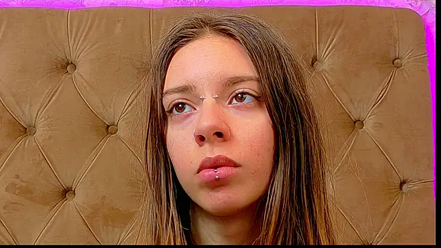 Snapshot of CoraVex chatting on May 24, 3:44 am CoraVex online show from May 24, 3:44 am