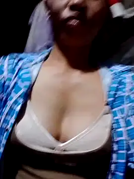 donna-bae online show from February 12, 2:12 pm