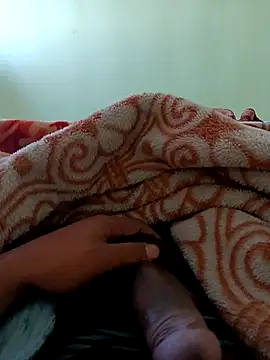 Snapshot of romero115 chatting on October 30, 7:32 am romero115 online show from October 30, 7:32 am