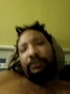 Snapshot of romero115 chatting on December 20, 8:21 am romero115 online show from December 20, 8:21 am