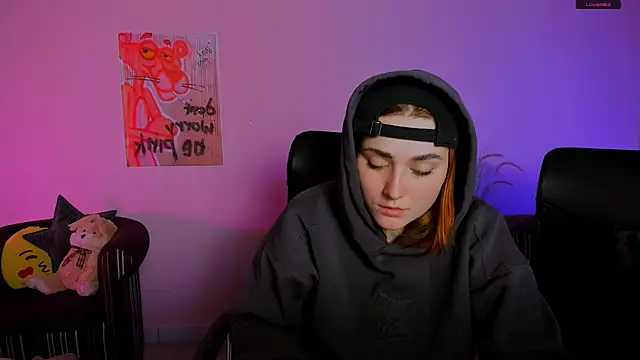 casey meow  online show from January 16, 9:24 am