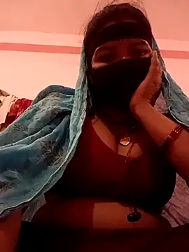 Snapshot of Hott_locky chatting on November 22, 3:55 pm Hott locky online show from November 22, 3:55 pm