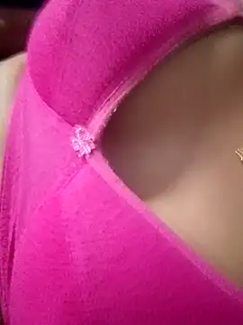Snapshot of Hott_locky chatting on July 29, 4:49 pm Hott locky online show from July 29, 4:49 pm