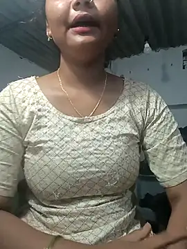 Snapshot of Hot_Shredha chatting on September 27, 12:32 pm Hot Shredha online show from September 27, 12:32 pm