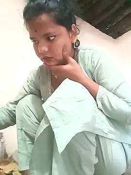 Snapshot of Hot_Shredha chatting on November 2, 1:52 am Hot Shredha online show from November 2, 1:52 am