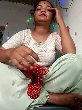 Snapshot of Hot_Shredha chatting on November 5, 1:27 am Hot Shredha online show from November 5, 1:27 am