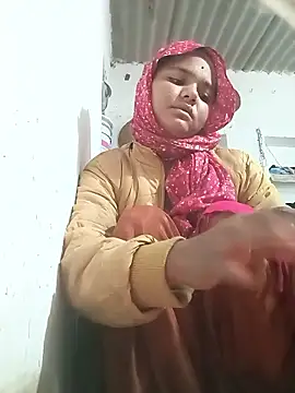 Snapshot of Hot_Shredha chatting on November 20, 1:39 am Hot Shredha online show from November 20, 1:39 am