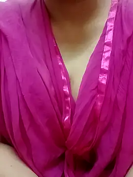 Snapshot of Feel_the_Fun chatting on September 20, 9:49 pm Feel the Fun online show from September 20, 9:49 pm