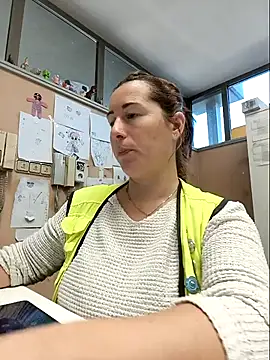 Snapshot of bichota85 chatting on October 28, 11:03 am bichota85 online show from October 28, 11:03 am