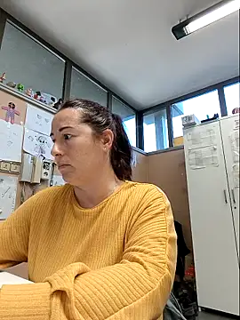 Snapshot of bichota85 chatting on November 3, 11:44 am bichota85 online show from November 3, 11:44 am