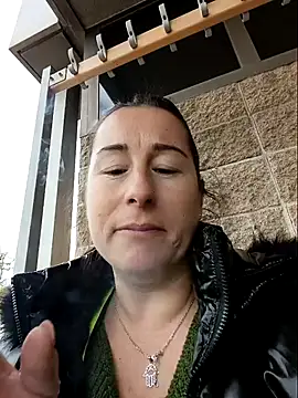 Snapshot of bichota85 chatting on November 20, 10:59 am bichota85 online show from November 20, 10:59 am