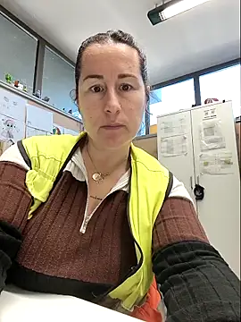 bichota85 online show from March 17, 11:24 am