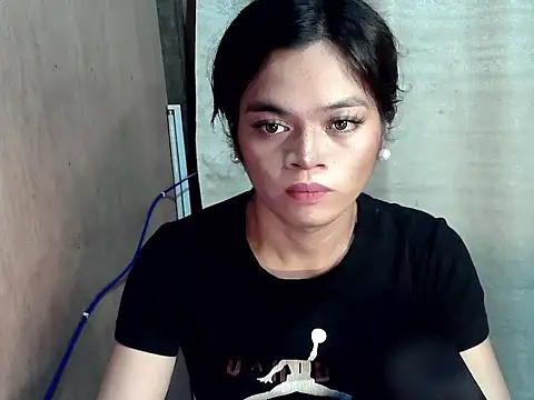 Snapshot of Nikah_loves_u chatting on November 29, 9:23 am Nikah loves u online show from November 29, 9:23 am