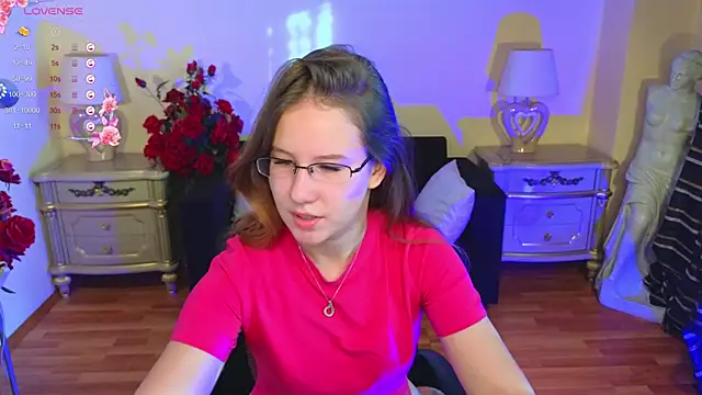 Lisa Roses online show from October 7, 4:20 am