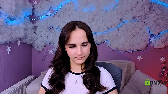 ariana ross7 online show from June 15, 7:27 pm