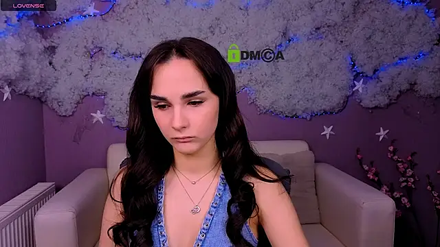 ariana ross7 online show from June 19, 9:35 am