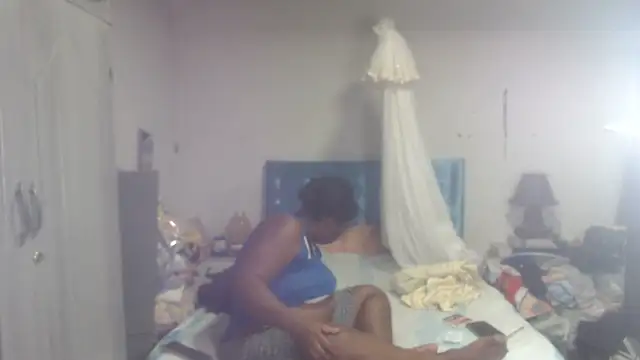 Snapshot of rachelexoticgirl chatting on May 20, 4:29 am rachelexoticgirl online show from May 20, 4:29 am