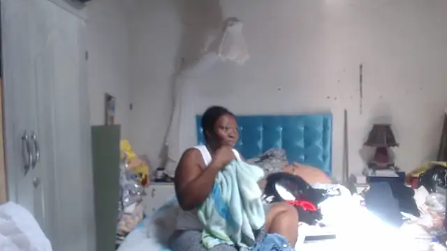 Snapshot of rachelexoticgirl chatting on May 22, 6:24 pm rachelexoticgirl online show from May 22, 6:24 pm