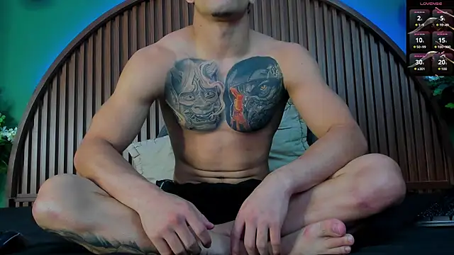 Snapshot of JeergMuscle chatting on November 7, 3:39 am JeergMuscle online show from November 7, 3:39 am