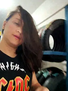 Snapshot of valery506 chatting on April 14, 9:43 pm valery506 online show from April 14, 9:43 pm